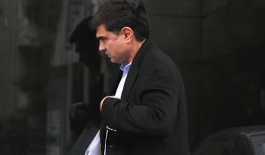 Τέλος στις υποσχέσεις, ΝΑΙ στη μυστικοπάθεια