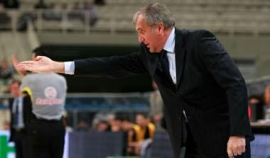 Ομπράντοβιτς: “Μου αρέσει να χρησιμοποιώ νεαρούς παίκτες”