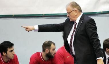 Ίβκοβιτς: “Δεν μπορείς να τρέξεις, αν περπατάς στην άμυνα”