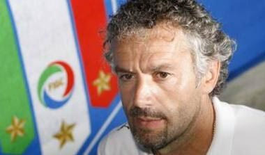 Ο Ντοναντόνι νέος προπονητής της Κάλιαρι που κινδυνεύει