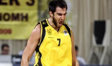 Ταπούτος στο Contra.gr: “Επαιξα ως φίλαθλος του Αρη” (VIDEO)