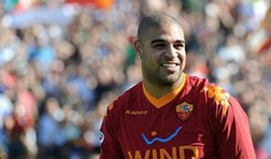 Ο χρυσός τενεκές για τρίτη φορά στον Αντριάνο της Ρόμα