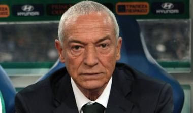 Φερέιρα: “Δεν πρέπει να έχουμε άγχος” (videos)