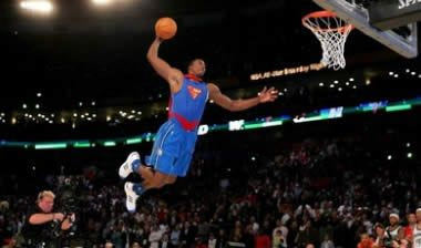 O “Superman” Howard και ο “βομβιστής” Kapono