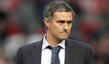 Επιβολή προστίμου από την UEFA σε Ρεάλ και Μουρίνιο (vids)