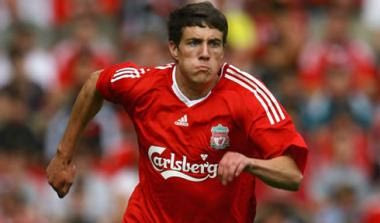 Στη Λίβερπουλ μέχρι το 2014 οι Κέλι, Πατσέκο