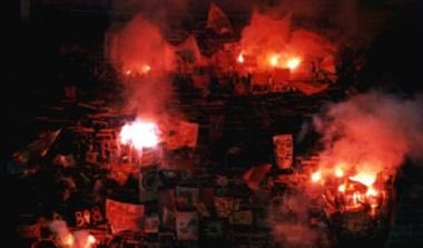 Κεκλεισμένων των θυρών το Λέτσε-Μπάρι