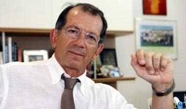 Τιμή στον Λάκη Νικολάου