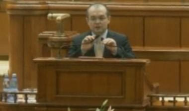 Ο Ρουμάνος Πρωθυπουργός για τον αντρα που βούτηξε στο κενό (vid)
