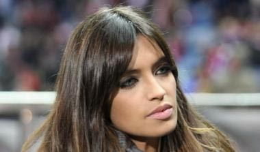 Απογοητευμένη η Σάρα, καυστικός ο Τύπος