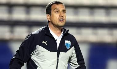 Βούζας: “Νίκη που μας δίνει ελπίδες”. Ντεμόλ: “Το κεφάλι ψηλά”