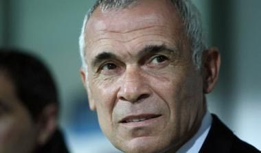 Κούπερ: “Καλούμαστε να δώσουμε απαντήσεις”