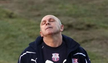 Bαζάκας προς Βούζα: “Είσαι λίγος…”