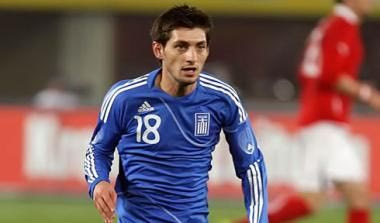 Όταν η ΑΕΚ θέλει να πάρει Έλληνες παίκτες…