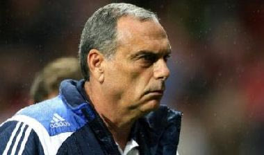 Γκραντ: “Ο Μουρίνιο φταίει που δεν είμαστε πρώτοι”