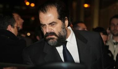 Πατέρας: “Δε γυρίζω…”