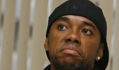 Βγήκε νοκ άουτ από… κάμερα ο Ρομπίνιο (vid)