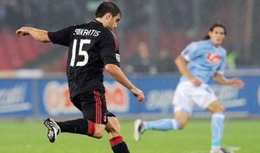 “Δεν πωλείται ο Παπασταθόπουλος”, δηλώνει ο ατζέντης του παίκτη