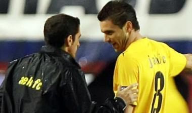 Προβληματίζεται για την άμυνα ο Χιμένεθ