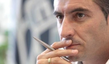 Προτεραιότητα στον κεντρικό χαφ