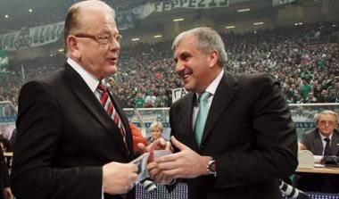 Η συνέντευξη Τύπου Ομπράντοβιτς, Ίβκοβιτς (vid)