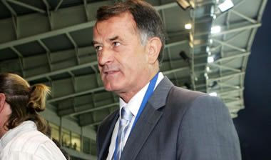 Μπάγεβιτς: “Λυπάμαι για τον κόσμο”. Τι είπε για ΠΑΟ