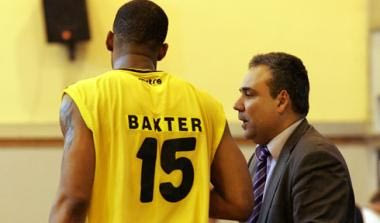 Φλεβαράκης: “Να μείνουμε και οι δύο”