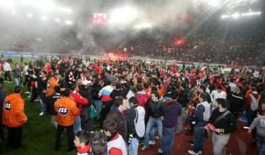 Δεκαεπτά συλλήψεις από την αστυνομία στο “Γ. Καραϊσκάκης”