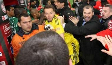 Επεισόδιο οπαδών με παίκτες του Παναθηναϊκού (pics+vid)