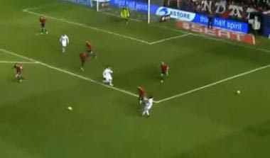 Πρόστιμο 602 ευρώ επειδή πέταγαν μπάλες την ώρα του αγώνα Οσασούνα-Ρεάλ Μαδρίτης (vid)