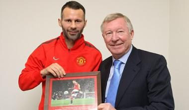 Ο Ράιαν Γκιγκς, κορυφαίος παίκτης στην ιστορία της Μάντσεστερ Γιουνάιτεντ (vid)