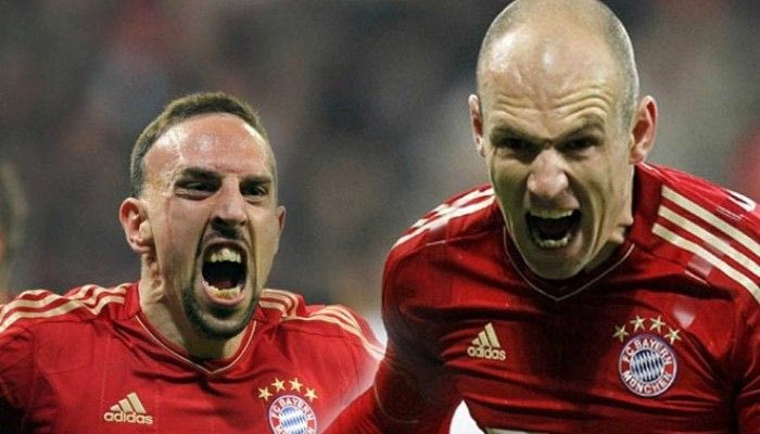 Kαυγάς Ριμπερί-Ρόμπεν στα αποδυτήρια