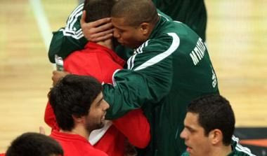 Παναθηναϊκός-Ολυμπιακός: τελικός στην… Αφρική