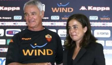 Μιμήθηκε τους ultras η Σένσι. Κρίσιμα τα επόμενα παιχνίδια