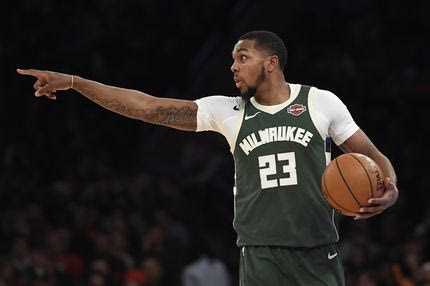 Ο Στέρλινγκ Μπράουν έχει μηνύσει την Αστυνομία του Μιλγουόκι