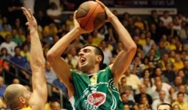 O Έντιν Μπάβτσιτς στη θέση του Μπορόβνιακ