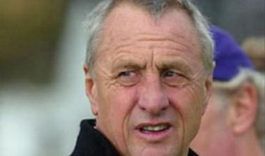 Παραιτήθηκε ο Κρόιφ