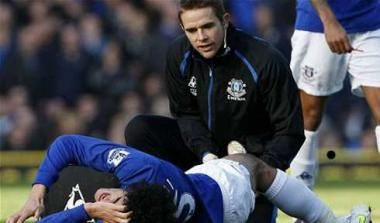 Διπλό πλήγμα για την Έβερτον