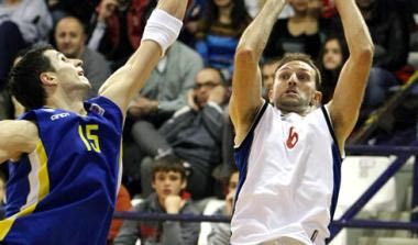 Ικαρος-Περιστέρι 74-68