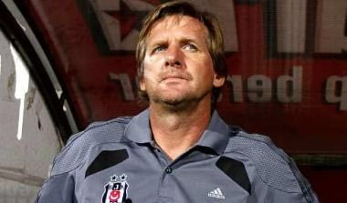 Υπό παραίτηση ο Σούστερ