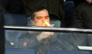 Βγενόπουλος: “Απέχω αλλά στηρίζω”