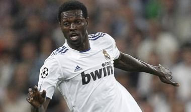 Το χυδαίο σύνθημα των οπαδών της Τότεναμ και η αντίδραση του Αντεμπαγιόρ