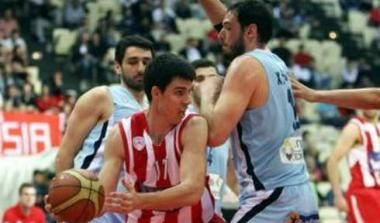 Ολυμπιακός-Κολοσσός 90-55