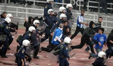 Επεισόδια πριν την έναρξη του τελικού (videos)