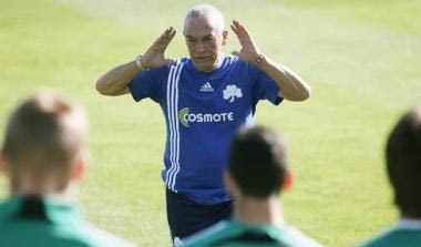 Φερέϊρα: “Αναλάβετε τις ευθύνες σας”