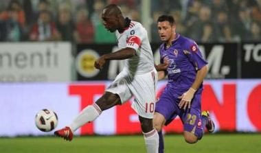 32η αγ.: Πάντα μπροστά η Μίλαν, πιέζει η Νάπολι (videos)