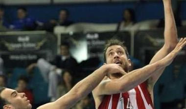 Ηρακλής-Ολυμπιακός 44-83