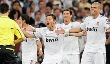 Η εκδοχή της Ρεάλ για την αποβολή του Πέπε (pics+vid)