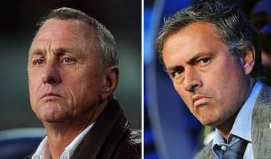 Κρόιφ: “Δεν είναι προπονητής ο Μουρίνιο”