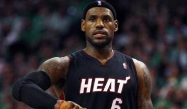 Ο ΛεΜπρον Τζέιμς στη Λίβερπουλ…